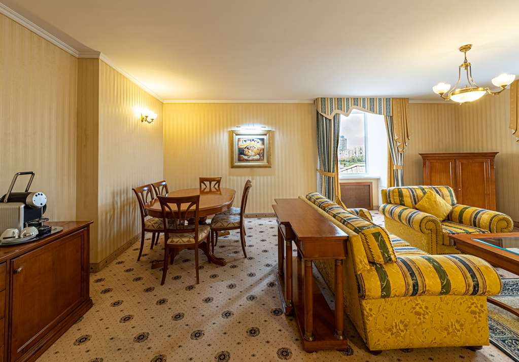 Radisson Slavyanskaya Hotel & Business Center, Moscow