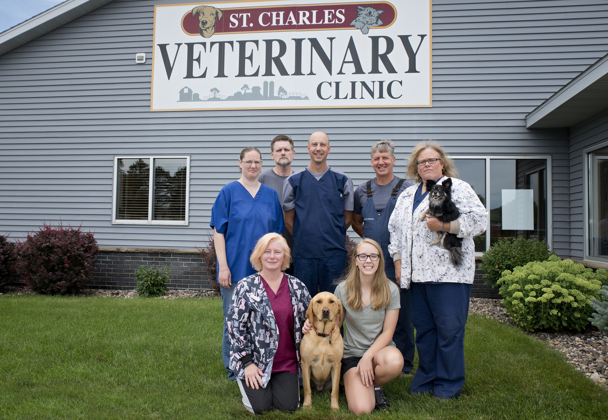 St. Charles Veterinary Clinic Saint Charles (507)932-4000