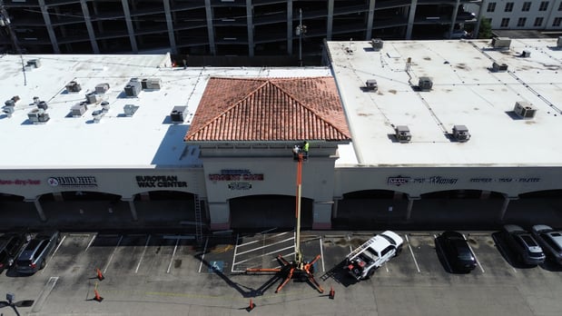 Images Top Roofing LLC
