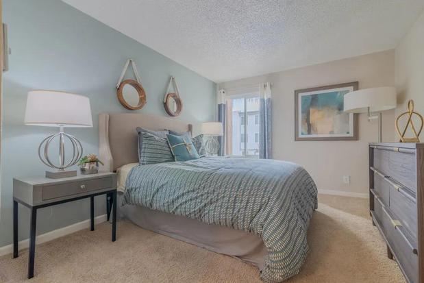 Images City View Apartments at Warner Center