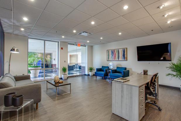 Images Pasadena Villa Outpatient - Chantilly