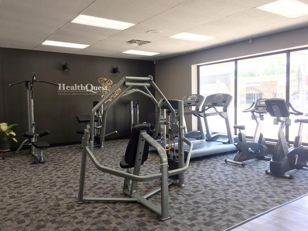 Images HealthQuest Physical Therapy - Lapeer