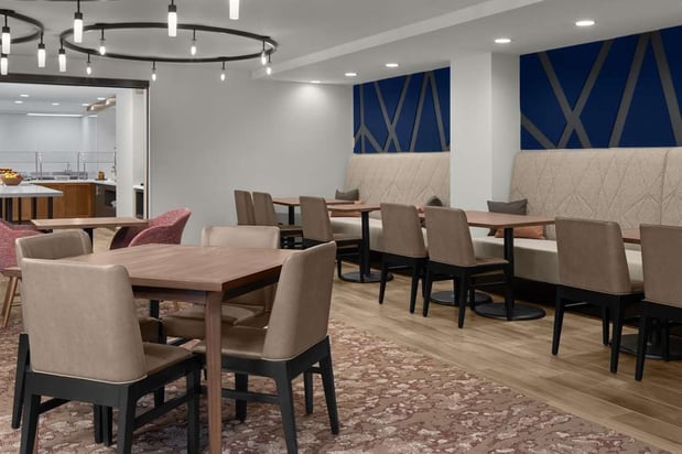 Images Hilton Garden Inn Bethesda Downtown