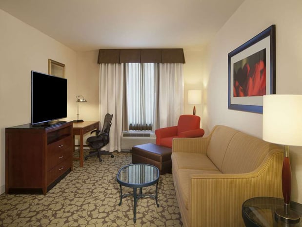 Images Hilton Garden Inn Virginia Beach Town Center