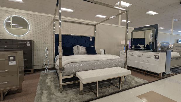 Images American Signature Furniture