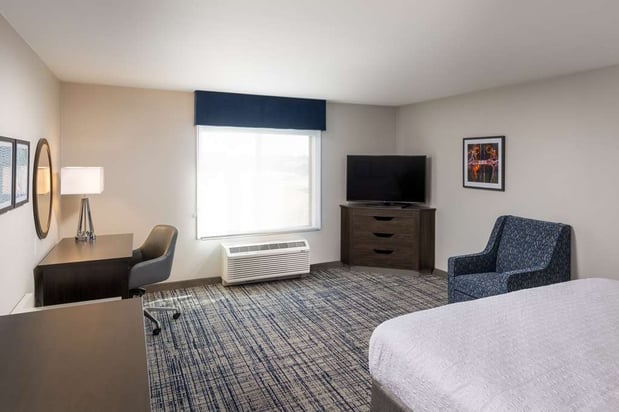 Images Hampton Inn & Suites Manteca