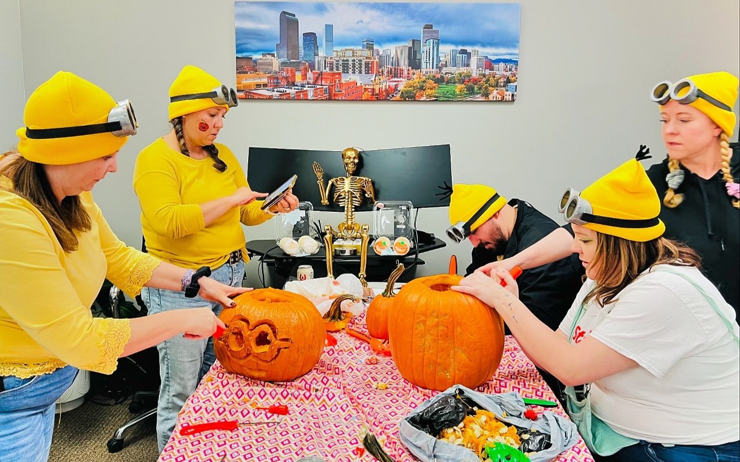 Happy Halloween from these amazing minions & Gru!
#halloween #myagentsteph #colorado #denverhighlands #jeffersonparkdenver #insurance #denver #denverlife #despicableme #minions