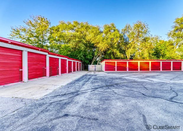Images CubeSmart Self Storage