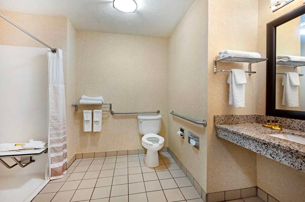 Images Best Western Plus Howe Inn