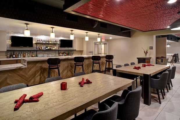 Images DoubleTree by Hilton St. Louis Airport