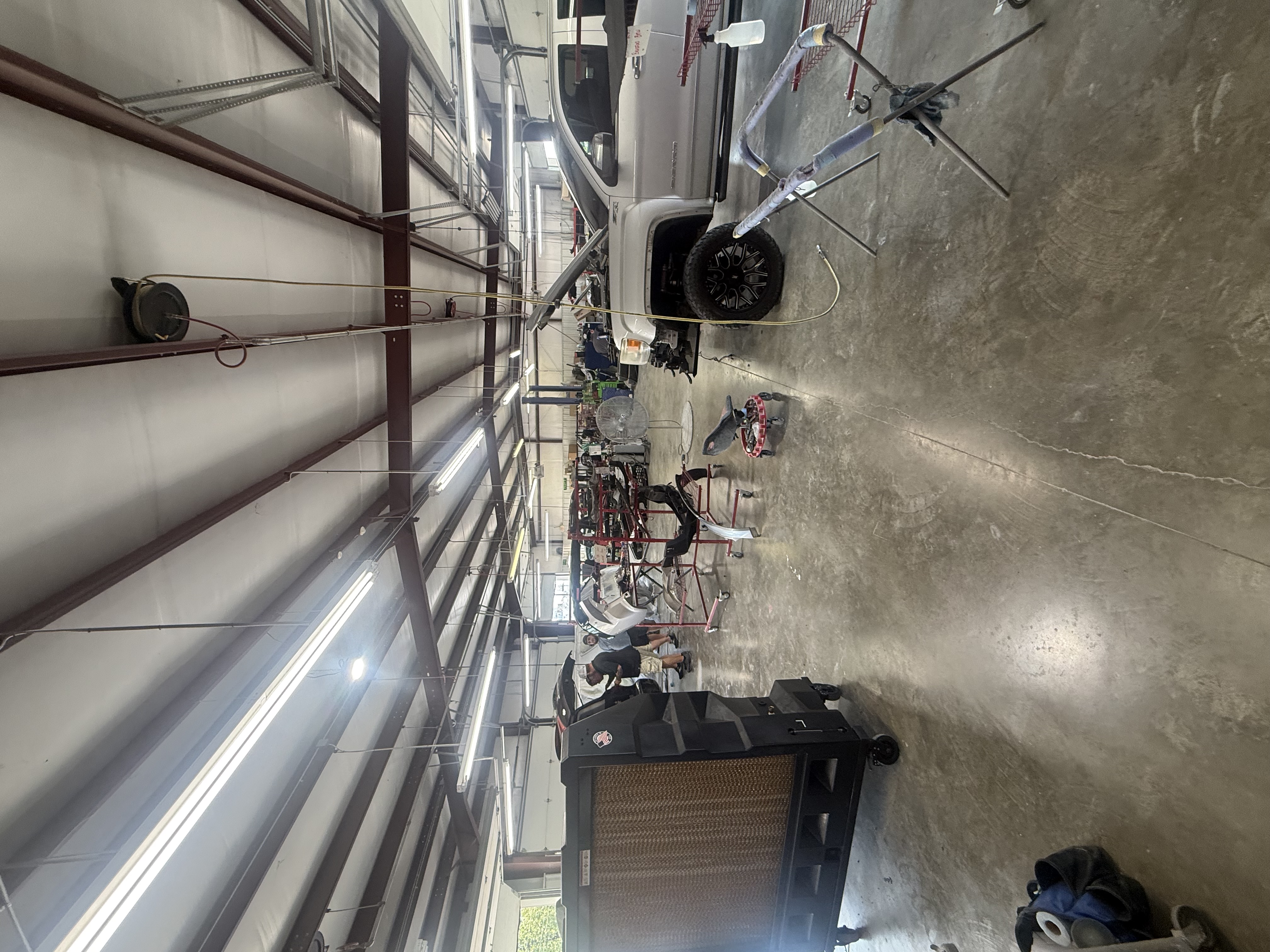 Brasfield Body Shop & Wrecker Service