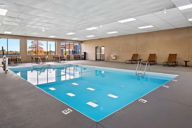 Images Spark by Hilton Stevensville