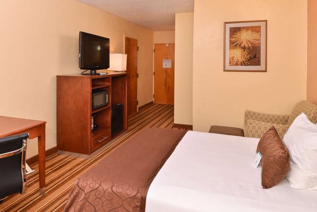 Images Best Western Plus Richmond Airport Hotel