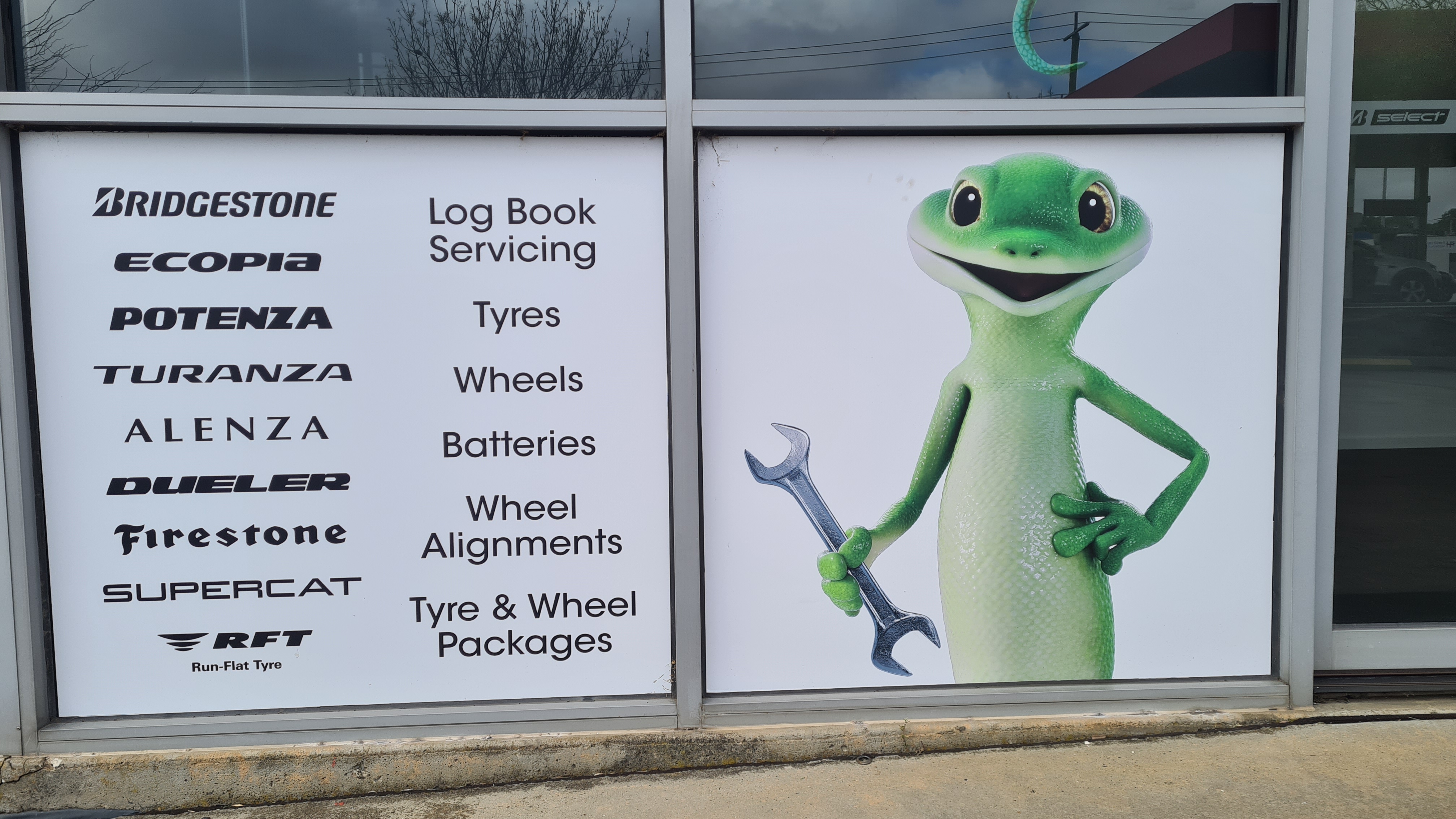Images Bridgestone Select Tyre & Auto Hampton Park