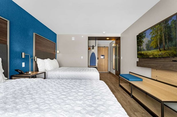 Images Tru by Hilton Colorado Springs Airport
