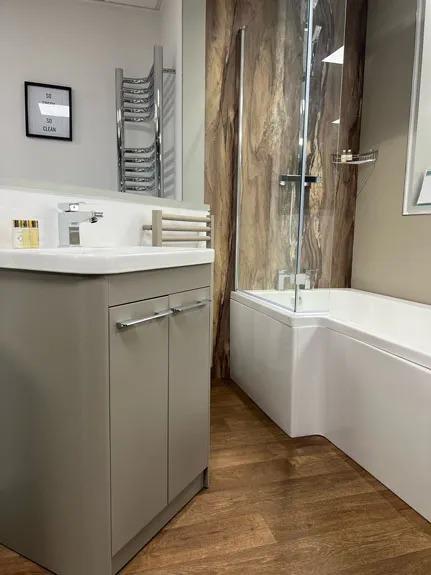 Wolseley Bathroom Showroom, Your first choice specialist for the trade Wolseley Plumb & Parts Grimsby 01472 350991