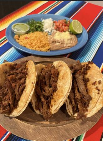 Images Javi's Mexican Grill & Tavern