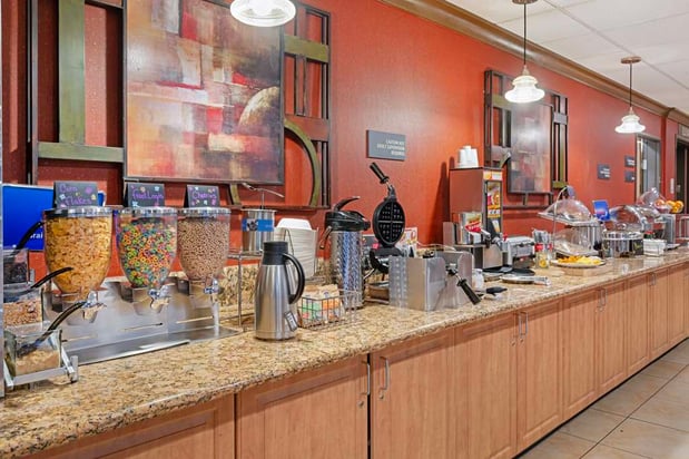 Images Best Western Cascade Inn & Suites