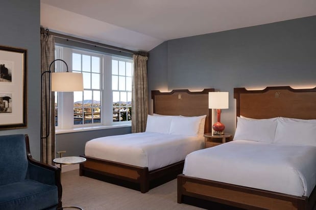 Images The Hotel Roanoke & Conference Center, Curio Collection by Hilton