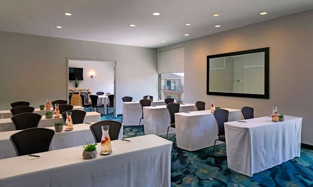 Images The Belamar Hotel Manhattan Beach, Tapestry Collection by Hilton