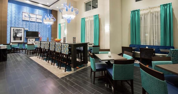 Images Hampton Inn & Suites Orlando at SeaWorld