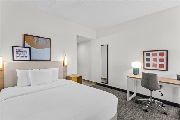 Images Spark by Hilton Des Plaines Chicago O'Hare