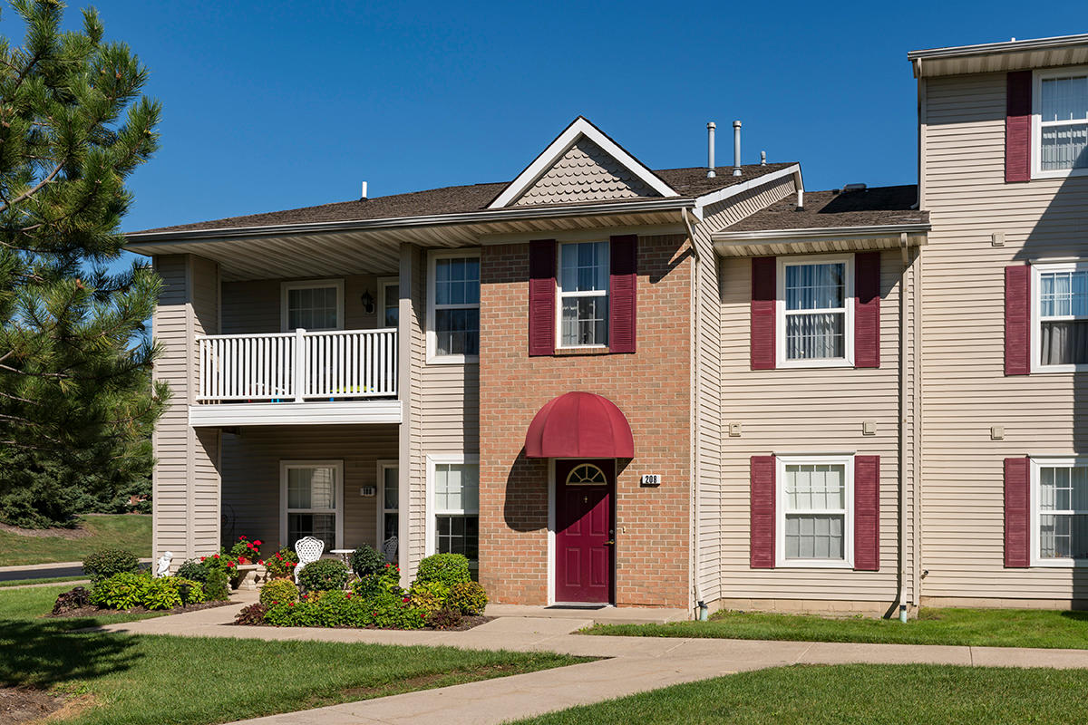 Southgate Mi / 13894 Northline Rd, Southgate, MI, 48195 Drug Store