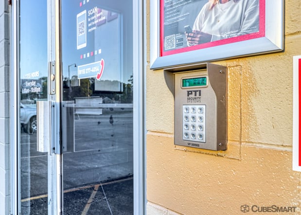 Images CubeSmart Self Storage