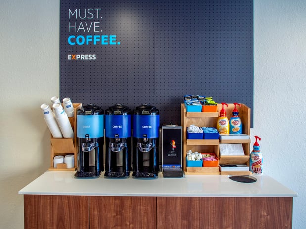Images Holiday Inn Express & Suites Oklahoma City Airport by IHG