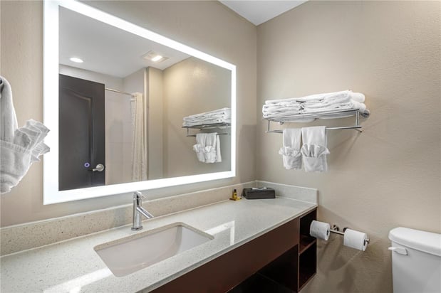 Images Best Western Plus Bay City Inn & Suites