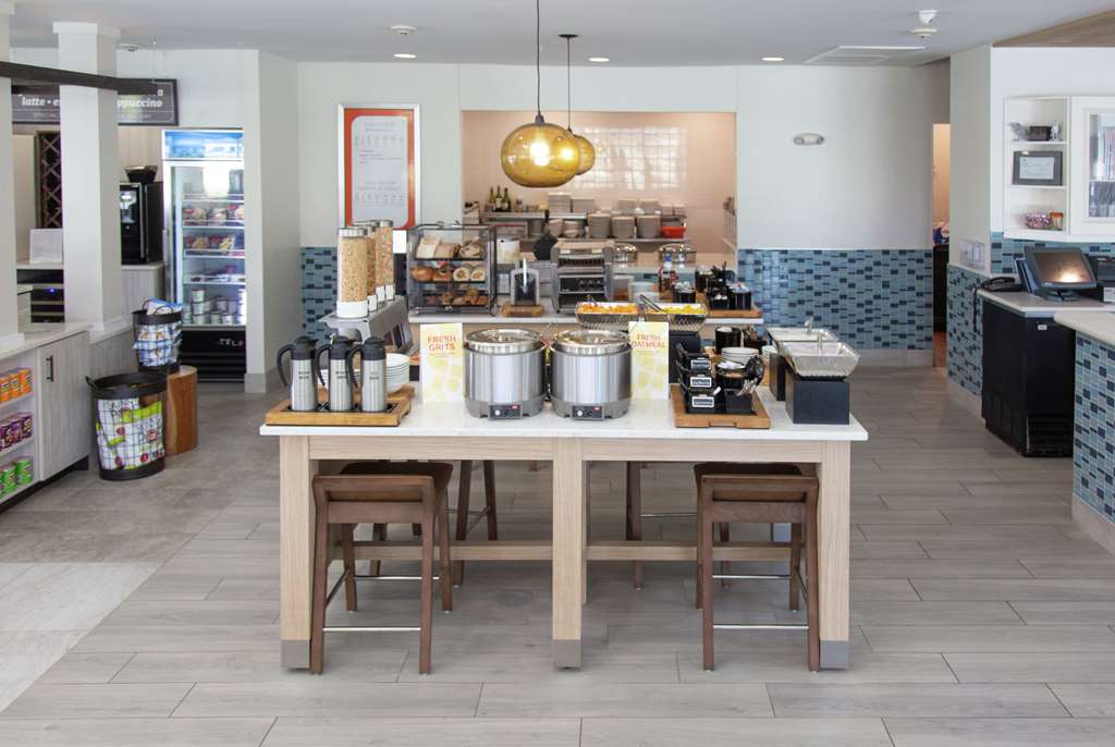 Hilton Garden Inn Myrtle Beach/Coastal Grand Mall