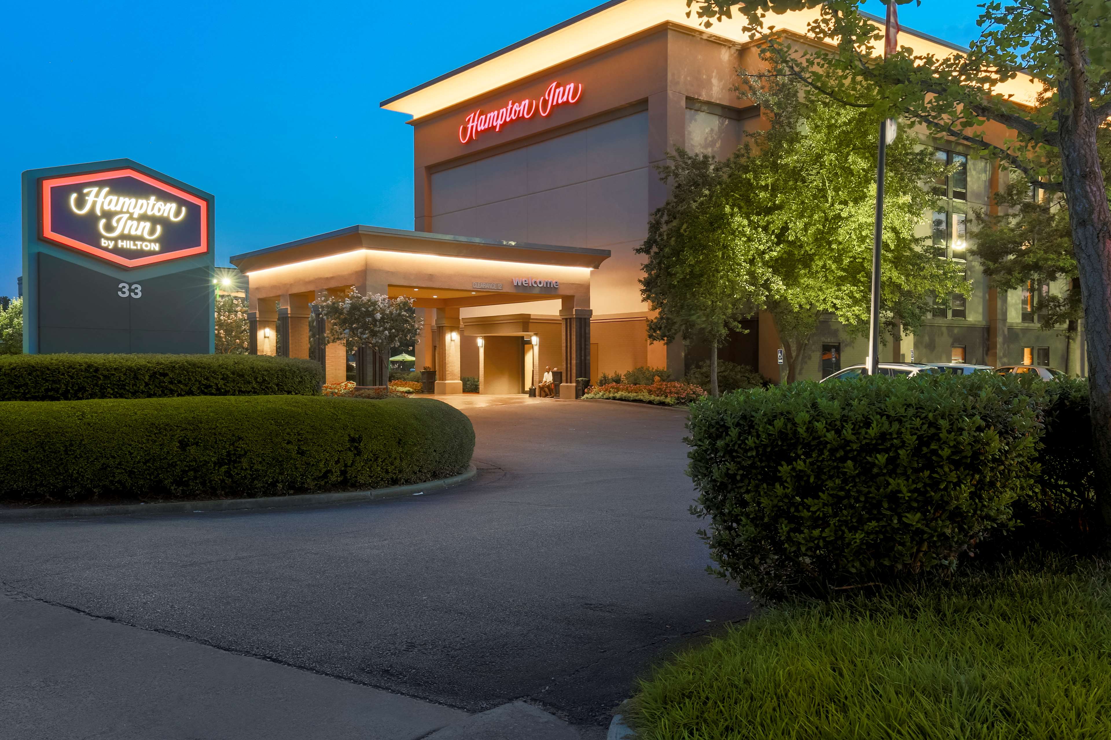 Hampton Inn MemphisWalnut Grove/Baptist Hospital East in Memphis, TN (Hotels & Motels) 901