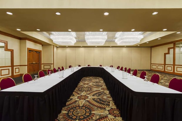 Images Embassy Suites by Hilton Winston Salem