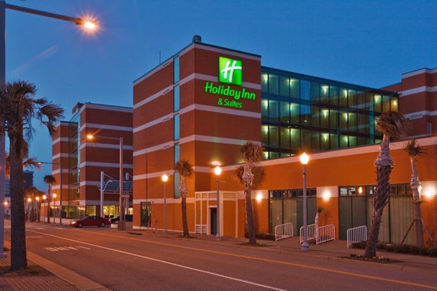 Images Holiday Inn & Suites Virginia Beach - North Beach by IHG