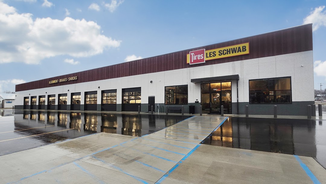 Les Schwab Tire Center