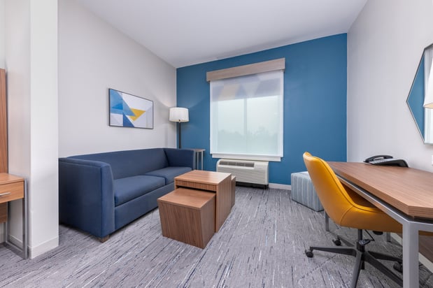 Images Holiday Inn Express & Suites Houston S - Medical Ctr Area by IHG