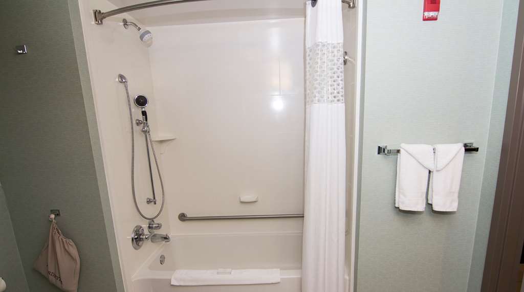Images Hampton Inn & Suites by Hilton St. John's Airport