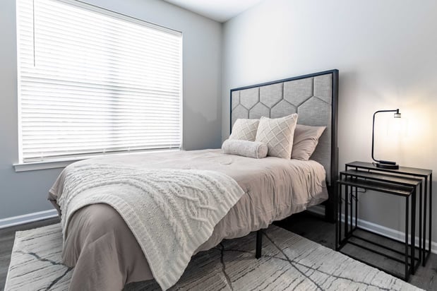 Images Pennbrook Station