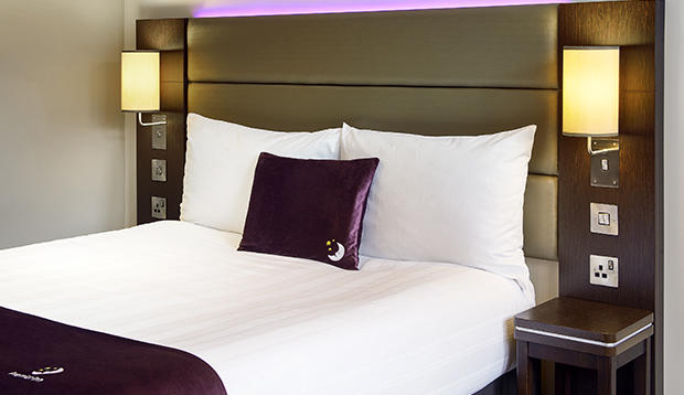 Images Premier Inn Wokingham Town Centre