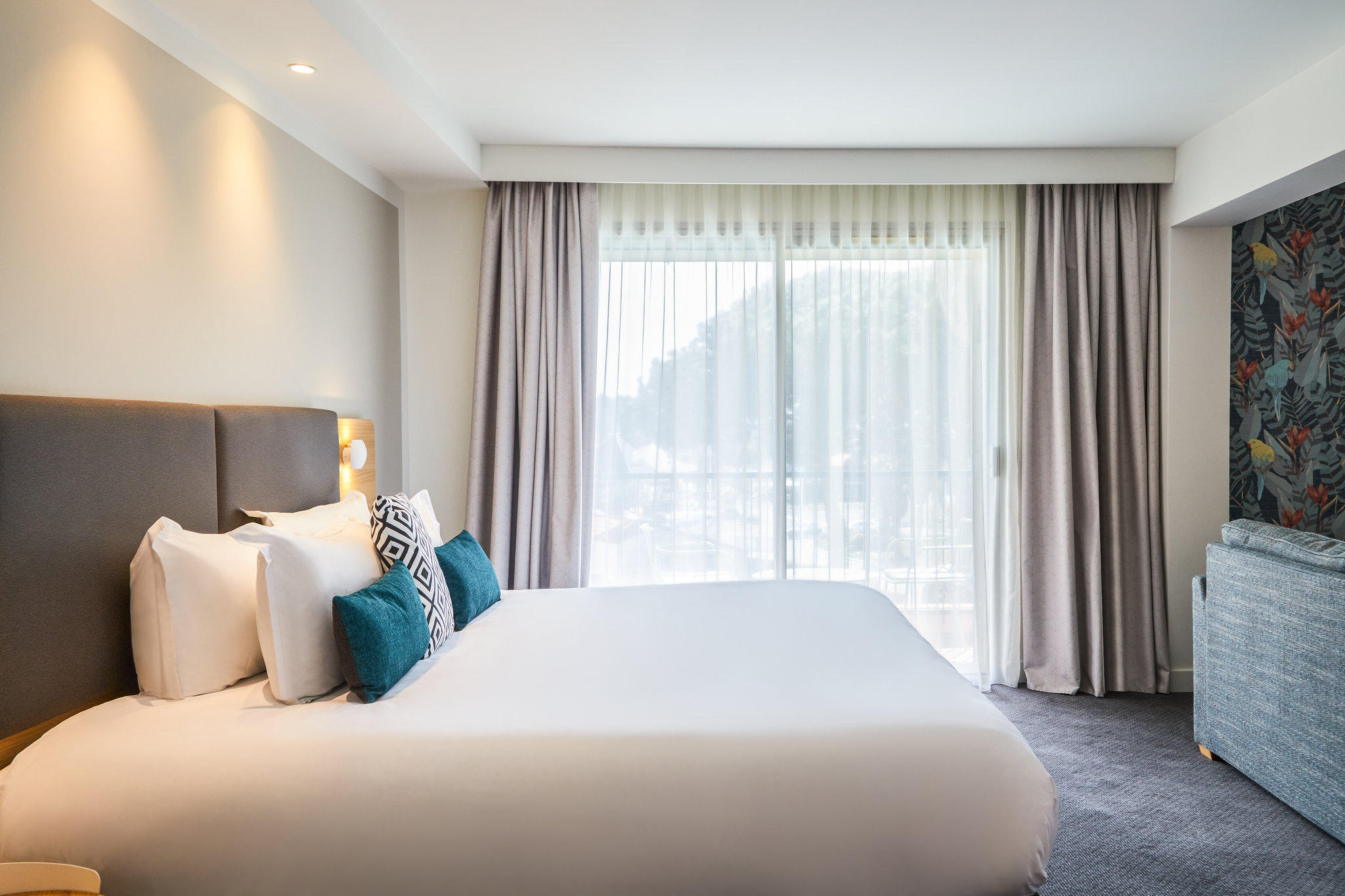 Images Holiday Inn Perpignan by IHG