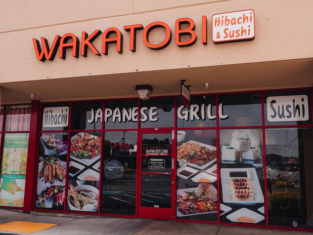 Images Wakatobi Japanese Grill Hibachi and Sushi
