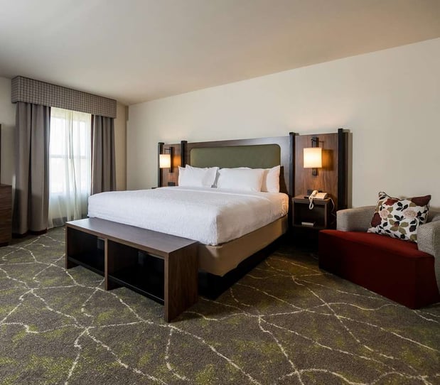 Images Hampton Inn & Suites Dobson
