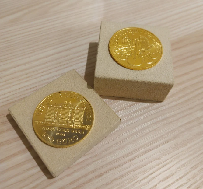 Images KOMEHYO（コメ兵）買取センターekimoなんば