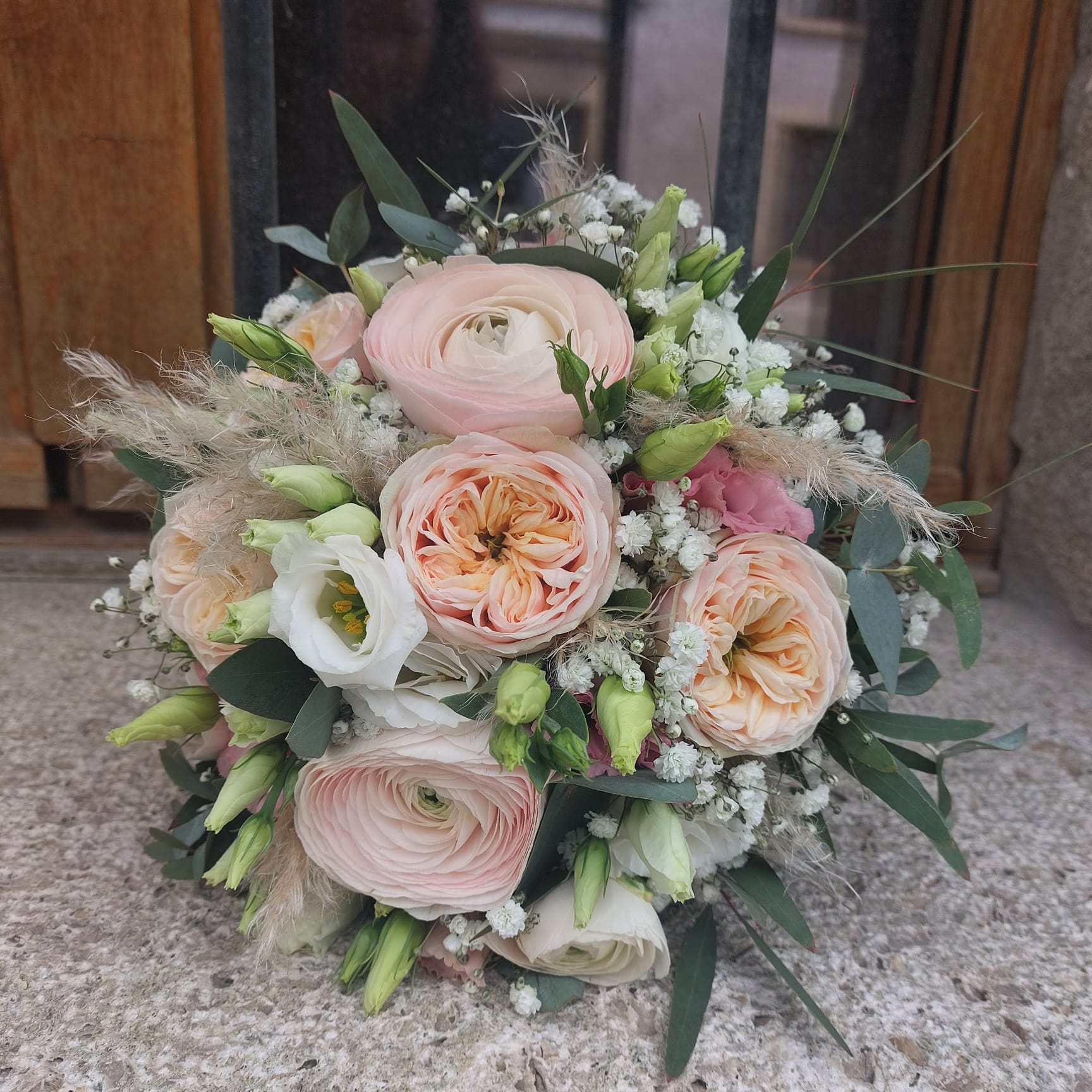 Bilder A la Rose d'Estavayer