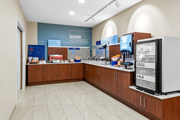 Images Holiday Inn Express & Suites Council Bluffs - Conv Ctr Area by IHG