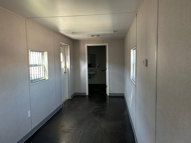 Images United Rentals - Storage Containers and Mobile Offices
