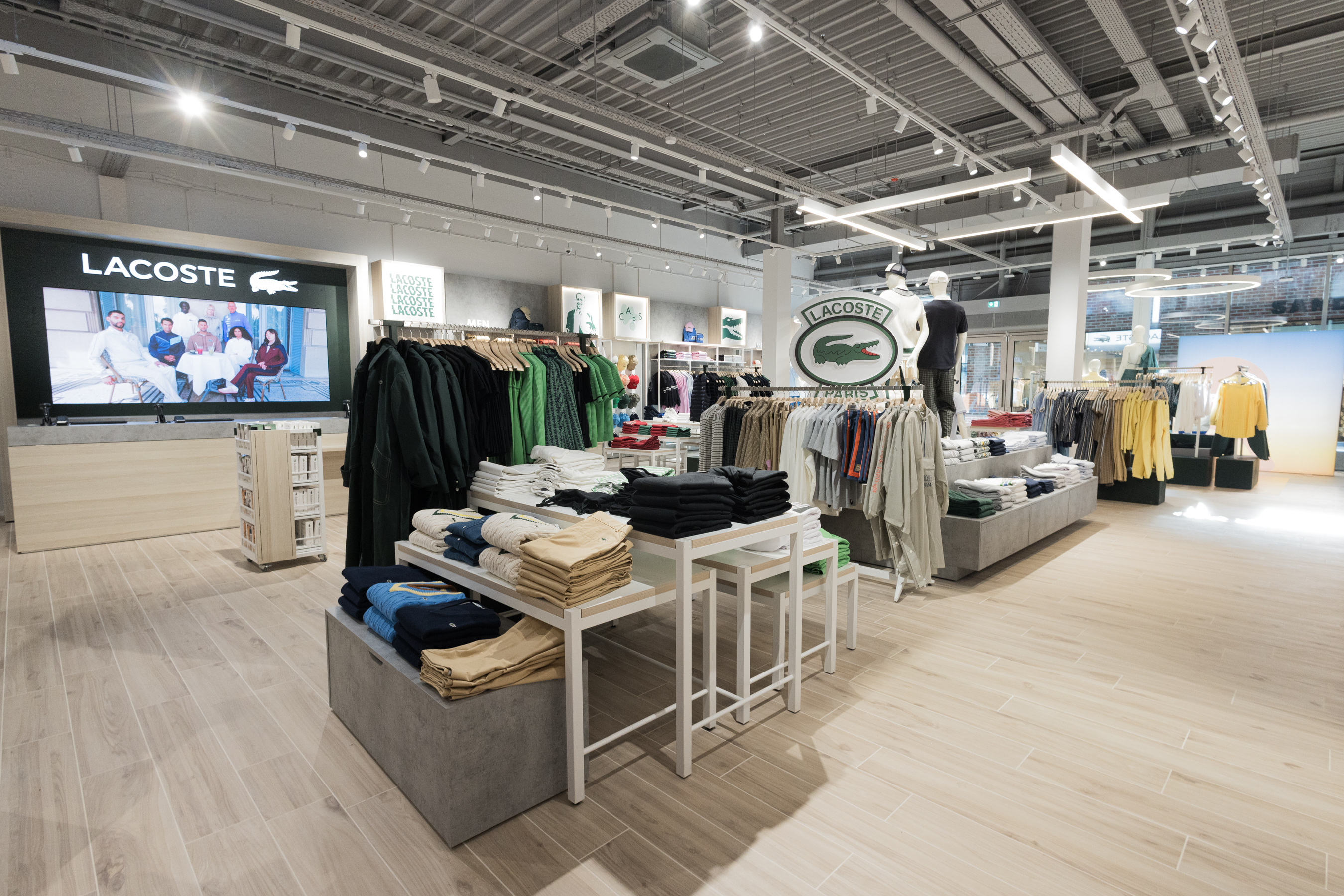 Bild 3 Lacoste Outlet Metzingen in Metzingen