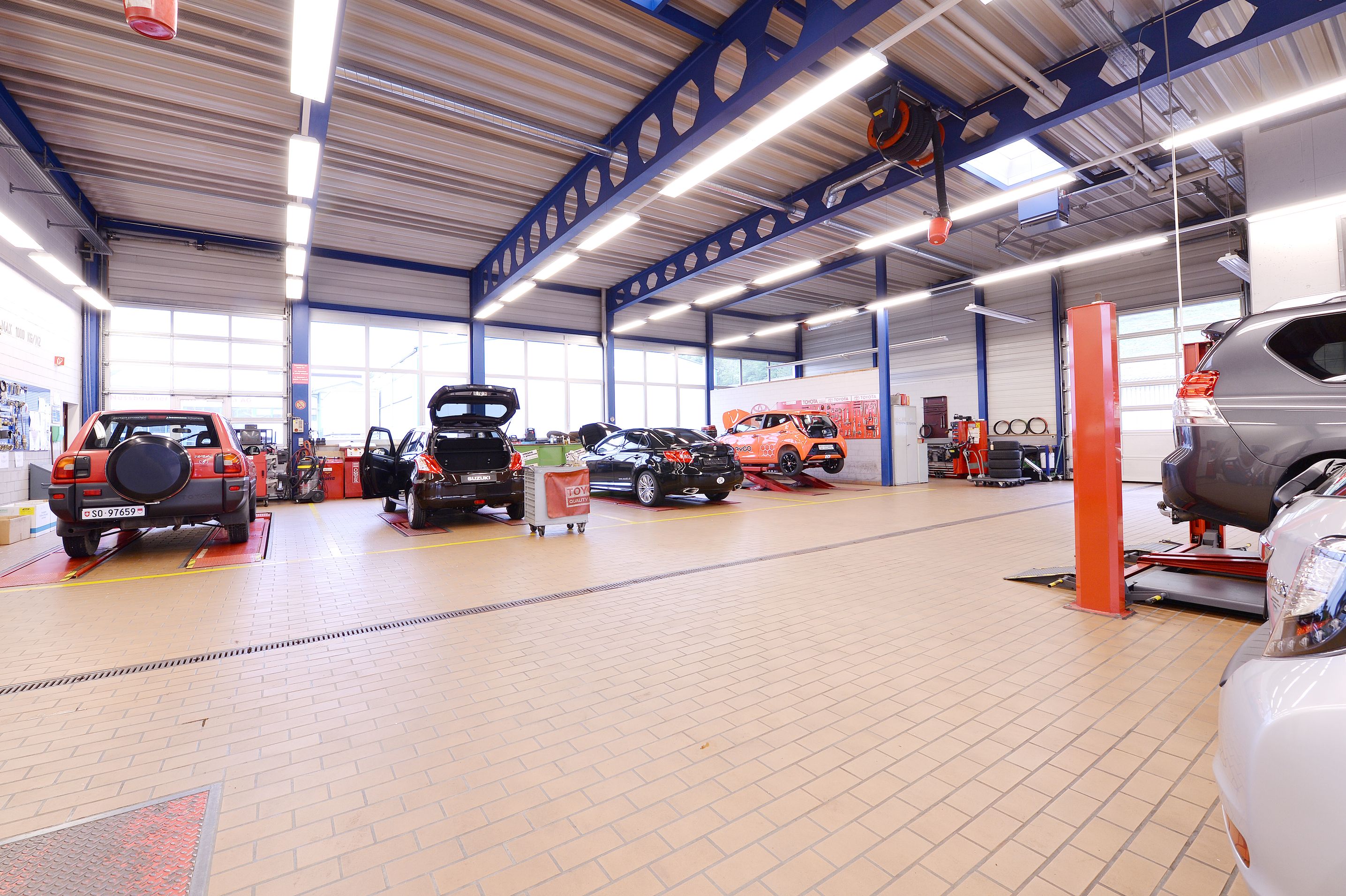 Bilder Garage Grossfeld AG