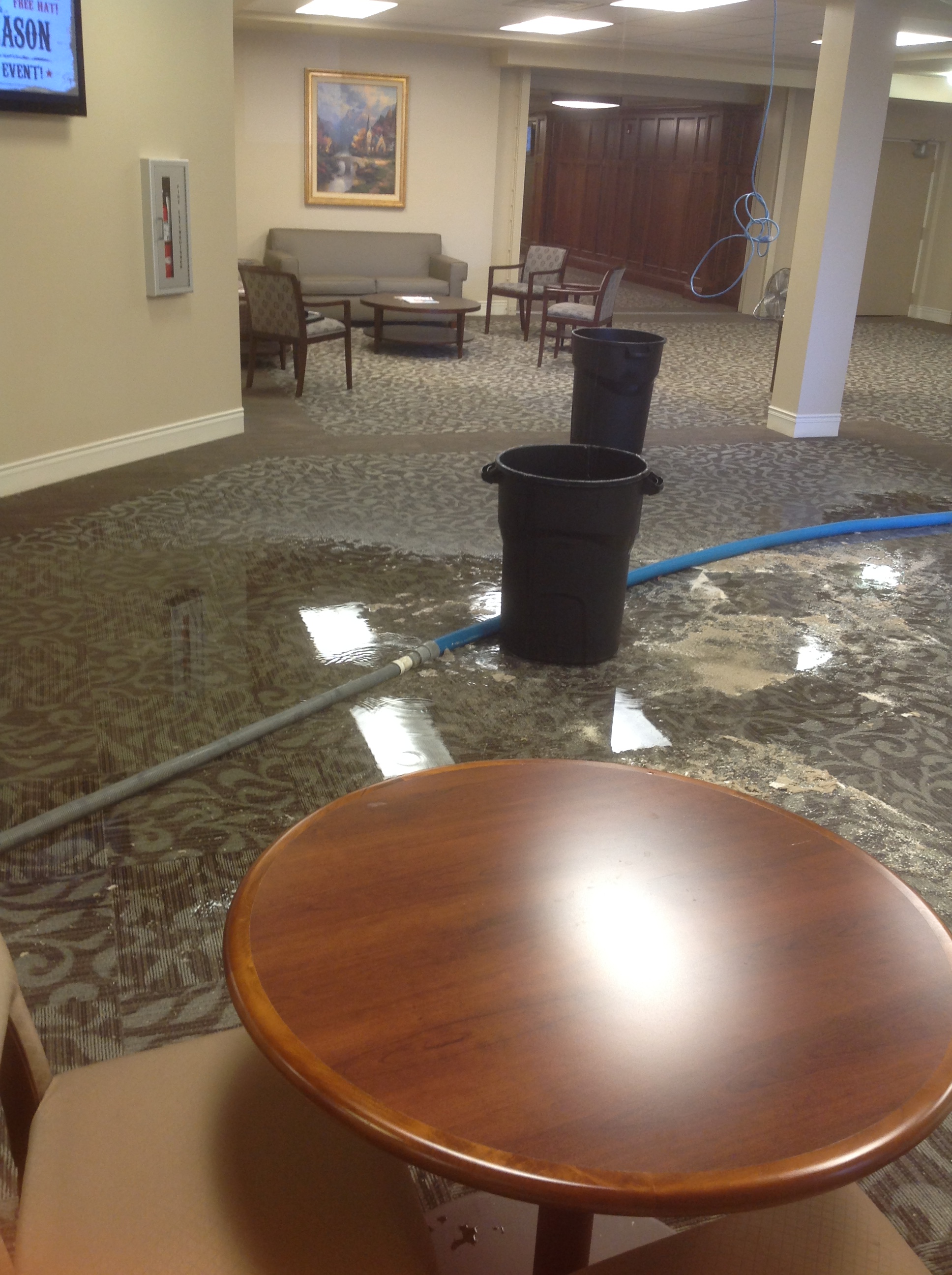 SERVPRO of Tyler responding to a severe commercial water loss.