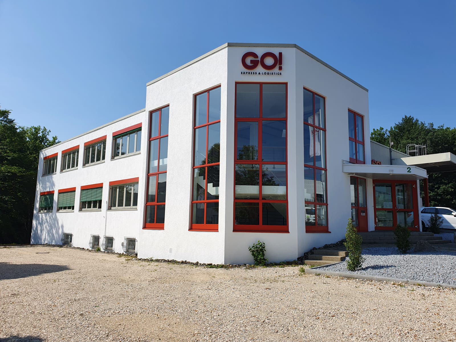 Kundenbild groß 2 GO! Express & Logistics Südwest GmbH & Co. KG, Zweigniederlassung Tübingen